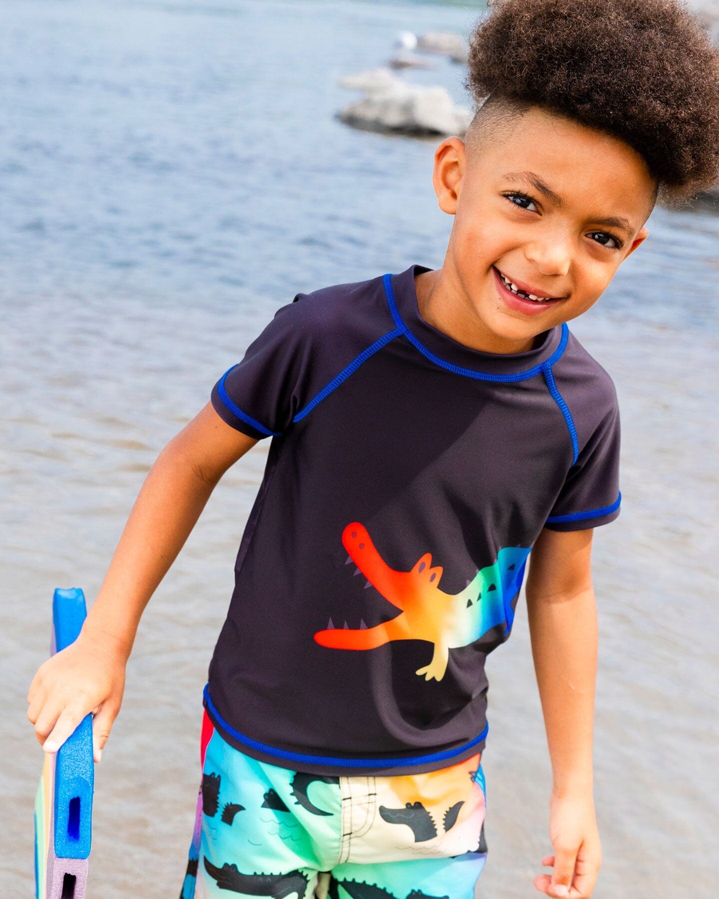 Short Sleeve Rashguard Black And Multicolored Crocodiles-1
